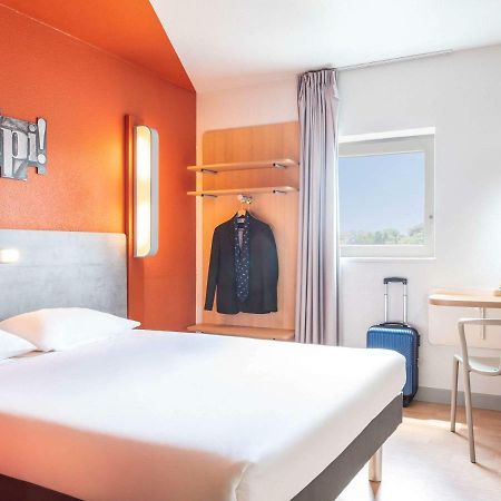 Ibis Budget Grigny Centre Exteriör bild