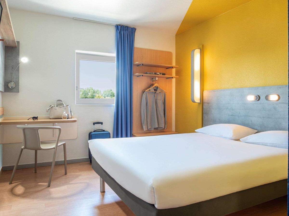 Ibis Budget Grigny Centre Exteriör bild